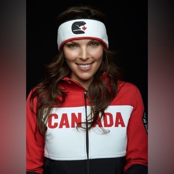 Team Canada 2014 Winter Games Olympic Team Jacket - Picture 2 of 13
